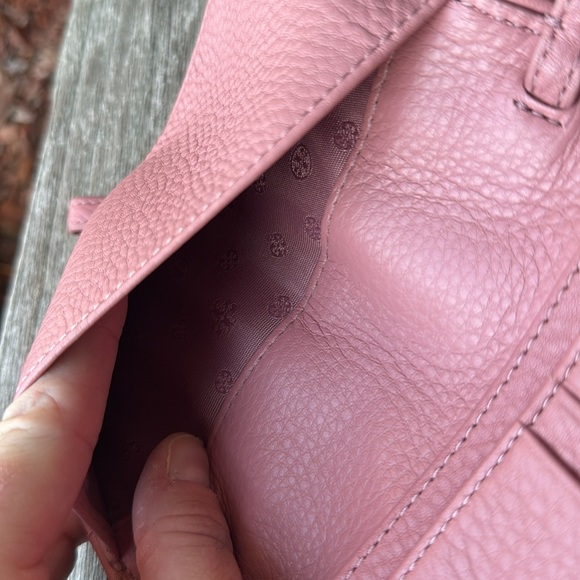 Tory Burch Rose w/Gold (Pink Magnolia Britten) Soft Leather Wallet/Wristlet - Picture 10 of 15